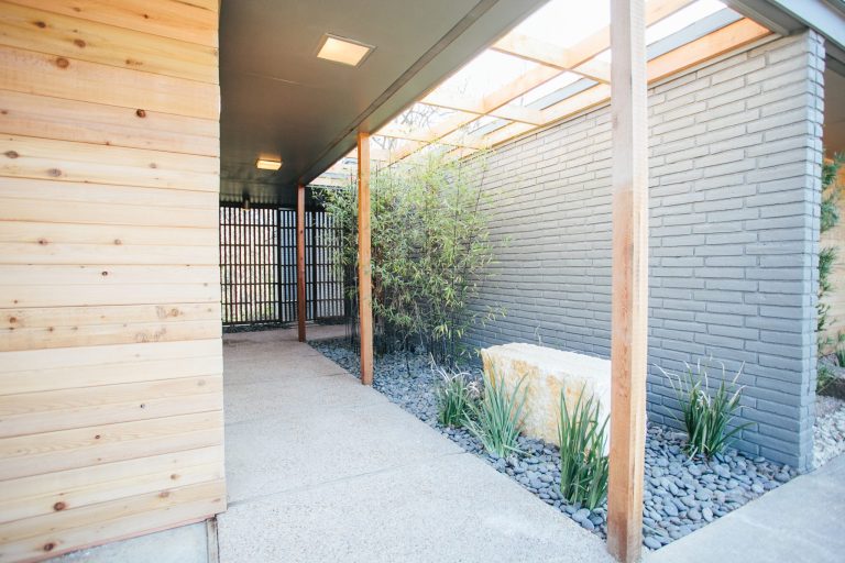 Mid Century Modern after the renovation, photo 2