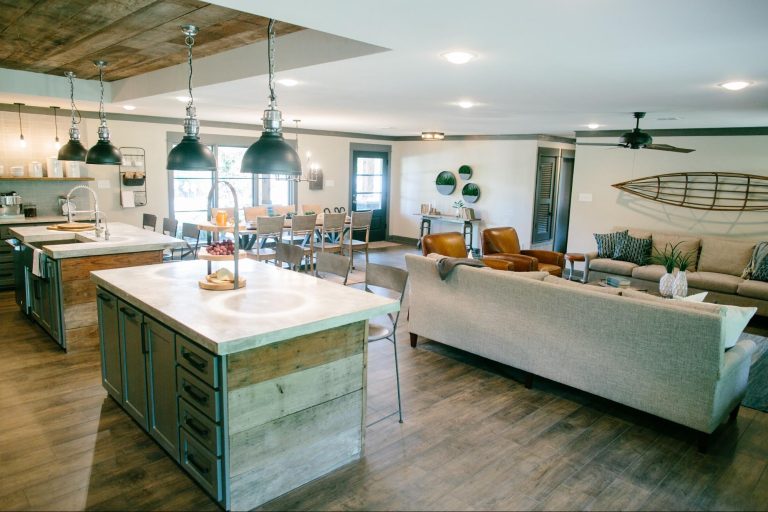 The Ultimate Bachelor Pad after the renovation, photo 3